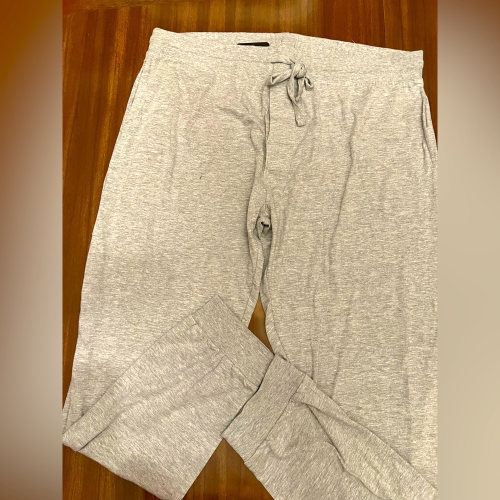Men’s MSX by Michael Strahan men’s grey joggers sleepwear size XL.